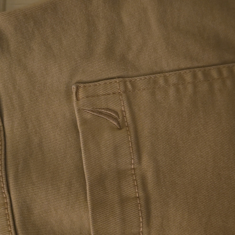 Nautica Women's‎ Tan Shorts - Picture 6 of 6